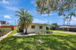 217 S 56th Terrace, Hollywood, FL 33023, Sold 09/15/23