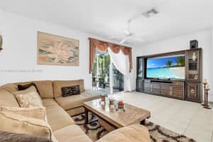 5544 NW 90th Terrace, Sunrise, FL 33351, Sold 10/03/23
