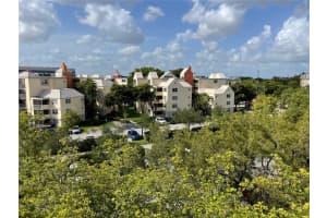 8290 Lake Dr APT 516, Doral, FL 33166, Sold 10/31/23