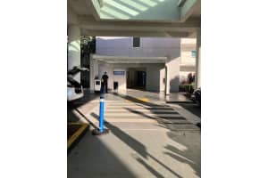 14951 Royal Oaks Ln APT 2207, North Miami, FL 33181, Sold 08/14/24