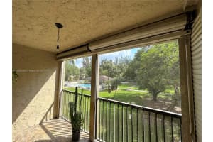 5090 SW 64th Ave APT 201, Davie, FL 33314, Sold 09/06/23