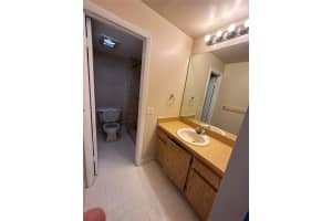 5090 SW 64th Ave APT 201, Davie, FL 33314, Sold 09/06/23