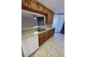 3100 N Pine Island Rd Apt 101, Sunrise, FL 33351, Sold 09/30/24