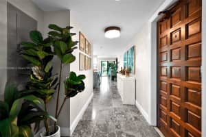 372 Golfview Rd Apartment 201, North Palm Beach, FL 33408, Sold 12/20/23