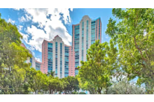3370 NE 190th St APT 3015, Aventura, FL 33180, Sold 12/21/23