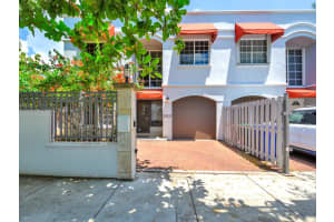 2903 Day Ave #1d, Miami, FL 33133, Sold 04/05/24