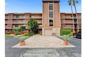 7320 Lake Cir Dr APT 204, Margate, FL 33063, Sold 10/13/23