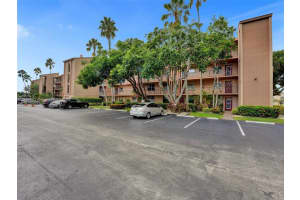 7320 Lake Cir Dr APT 204, Margate, FL 33063, Sold 10/13/23