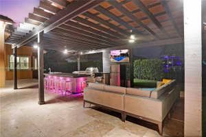 13963 SW 42nd St, Davie, FL 33330, Sold 11/17/23