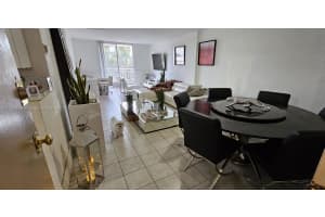 1251 NE 108th St APT 315, Miami, FL 33161, Sold 11/20/23