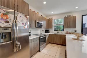 15809 NW 91st Ct, Miami Lakes, FL 33016, Sold 09/28/23