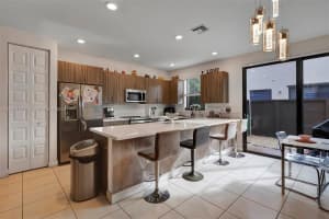 15809 NW 91st Ct, Miami Lakes, FL 33016, Sold 09/28/23