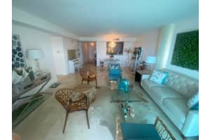 2101 Brickell Ave APT 2707, Miami, FL 33129, Sold 10/09/23