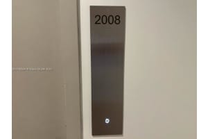 1040 Biscayne Blvd APT 2008, Miami, FL 33132, Sold 11/28/23