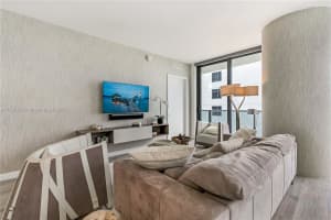 55 SW 9th St Apt 4001, Miami, FL 33130, Sold 12/22/23