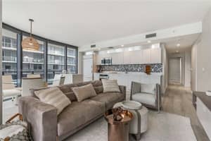 55 SW 9th St Apt 4001, Miami, FL 33130, Sold 12/22/23