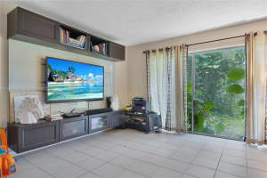9365 Fontainebleau Blvd APT E115, Miami, FL 33172, Sold 09/22/23