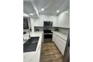 11800 SW 18th St Apt 204-4, Miami, FL 33175, Sold 08/31/23