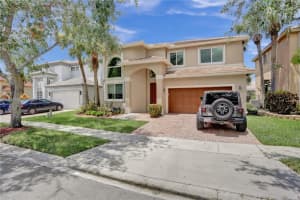 1280 NW 167th Ave, Pembroke Pines, FL 33028, Sold 11/21/23