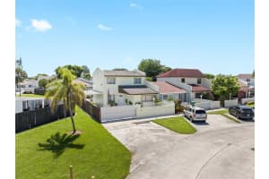 19343 NW 54th Ct, Miami Gardens, FL 33055, Sold 10/09/23