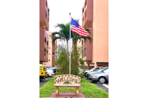440 E 23rd St APT 1204, Hialeah, FL 33013, Sold 12/18/23
