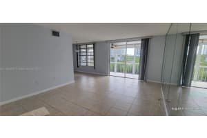 2930 Point E Dr APT E403, Aventura, FL 33160, Sold 09/29/23
