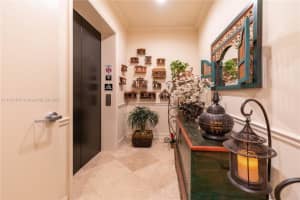 1805 Ponce de Leon APT 1010, Coral Gables, FL 33134, Sold 03/01/24