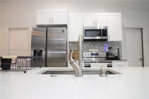 3260 SW 2nd Ct, Deerfield Beach, FL 33442, Sold 08/31/23