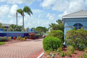 1677 SE Green Acres Cir, Port St. Lucie, FL 34952, Sold 12/22/23