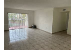 13701 Kendale Lakes Cir b 211, Miami, FL 33183, Sold 10/06/23