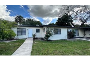 4380 SW 11th St, Plantation, FL 33317, Sold 09/26/23