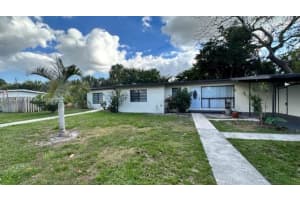 4380 SW 11th St, Plantation, FL 33317, Sold 09/26/23