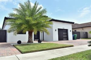 13465 SW 277th Ln, Naranja, FL 33032, Sold 10/13/23