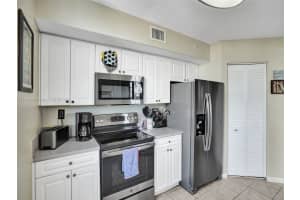 520 SE 5th Ave APT 1310, Fort Lauderdale, FL 33301, Sold 10/20/23