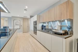 1000 Brickell Plaza, Miami, FL 33131, Sold 07/02/24