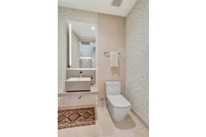 1000 Brickell Plaza, Miami, FL 33131, Sold 07/02/24
