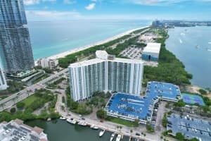 100 Bayview Dr APT 922, Sunny Isles Beach, FL 33160, Sold 10/20/23