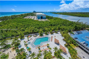 100 Bayview Dr APT 922, Sunny Isles Beach, FL 33160, Sold 10/20/23