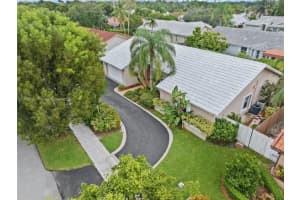 8482 SW 82nd Terrace, Miami, FL 33143, Sold 10/13/23