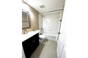 8185 NW 7th St APT 319, Miami, FL 33126, Sold 09/15/23