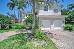 1235 Seagull Terrace, Hollywood, FL 33019, Sold 12/02/23