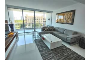2950 NE 188th St APT 432, Aventura, FL 33180, Sold 02/16/24