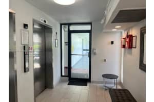 3401 N Country Club Dr APT 816, Aventura, FL 33180, Sold 04/01/24