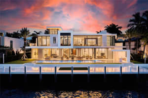 2412 Laguna Dr, Fort Lauderdale, FL 33316, Sold 09/19/23