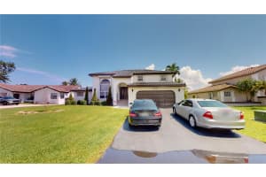 15540 Lancelot Ct, Davie, FL 33331, Sold 12/06/23