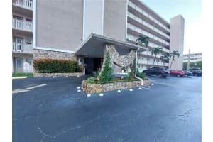 421 NE 14th Ave APT 407, Hallandale Beach, FL 33009, Sold 09/22/23