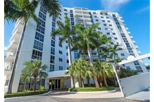 1688 West Ave APT 903, Miami Beach, FL 33139, Sold 09/28/23