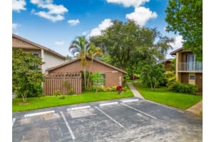 2239 Nova Village Dr, Davie, FL 33317, Sold 09/19/23
