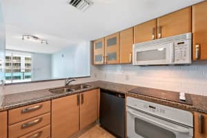 2101 Brickell Ave APT 402, Miami, FL 33129, Sold 11/14/23