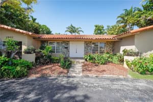 1901 NE 211th St, Miami, FL 33179, Sold 11/02/23
